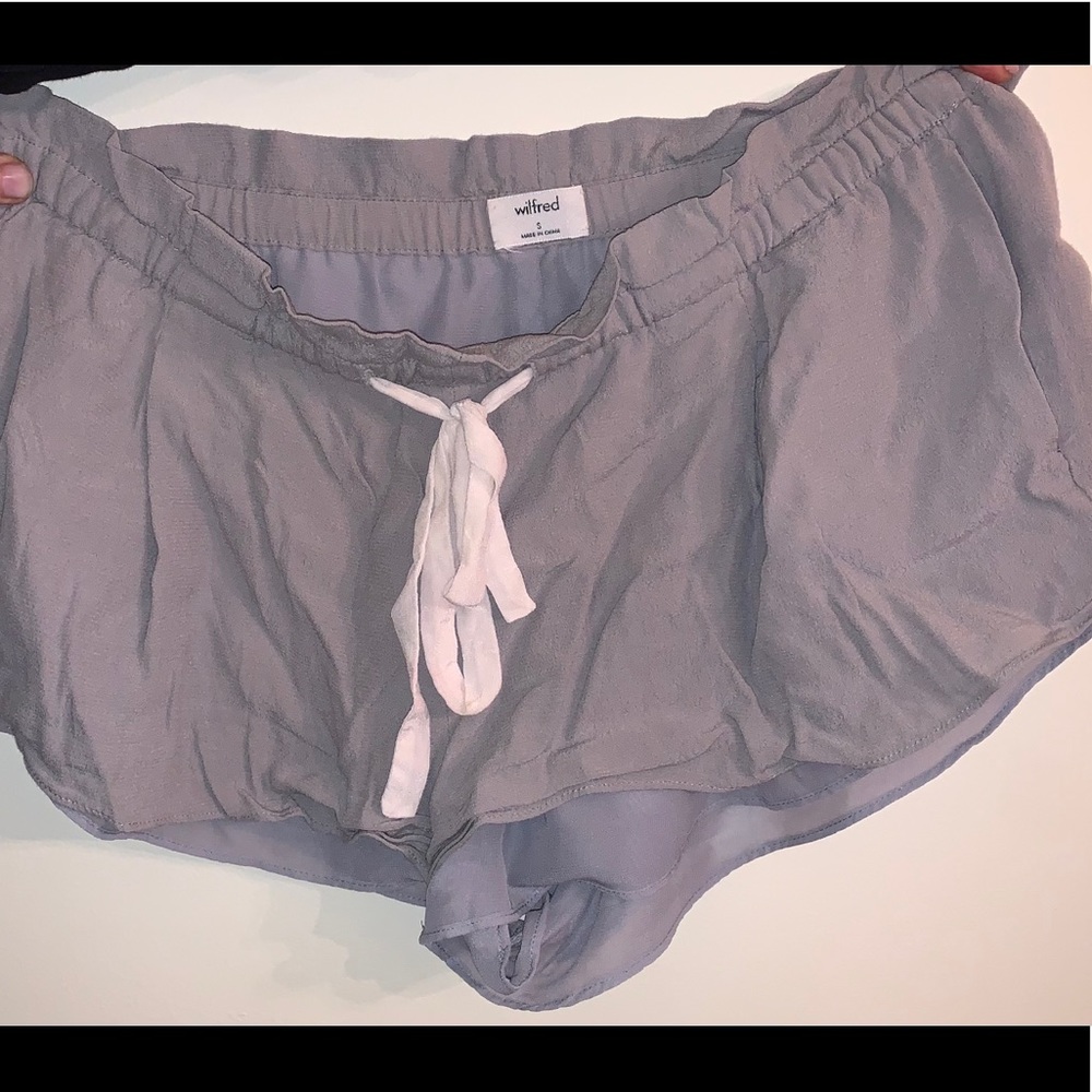 Aritzia wilfred shorts